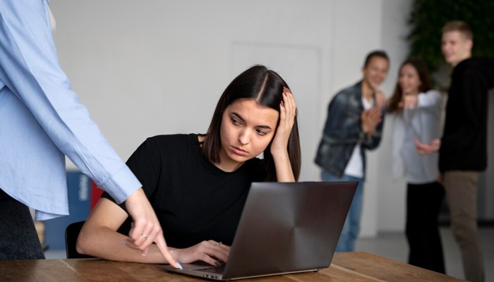 The Mid-Career Earthquake: Navigating Mass Layoffs and Building Unshakeable Resilience