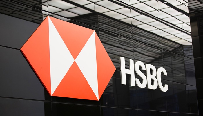 HSBC cuts dozens of analyst jobs in investment banking overhaul