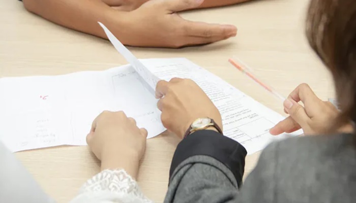 Reddit User Stunned After Mumbai Recruiter Asks "Intrusive" Questions About Family Income, Marriage Plans