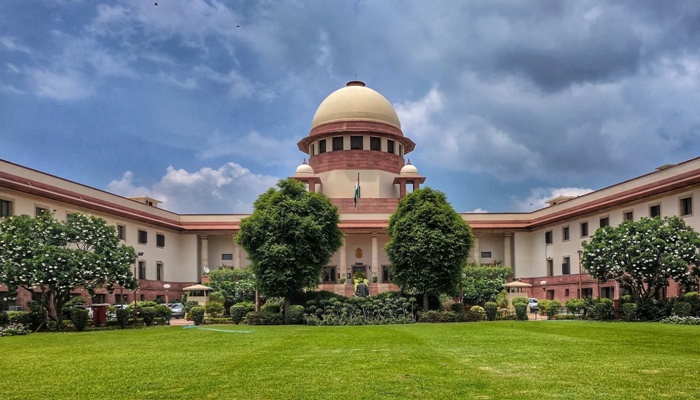 Employee Has No Fundamental Right To Choose Retirement Age : Supreme Court