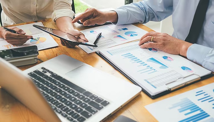 Job loss? Don't panic, there are financial strategies to keep you going