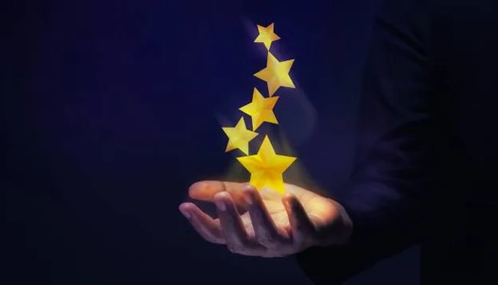 Reimagining employee recognition - How AI is changing the rules in 2025