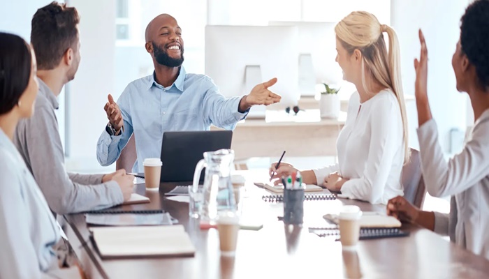 The Art of Clear Communication at Work: Cultural and Social Factors Affecting Indian Professionals