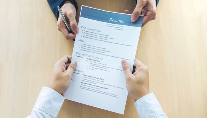 Man lands job after lying about degree on CV – sparking heated debate