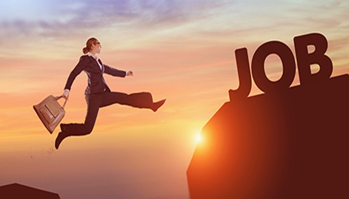 Class of 2025: Here are tips for landing your first job and forming good money habits