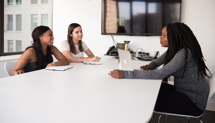 Interview Cheat Sheet: 8 Tips For A Flawless Interview