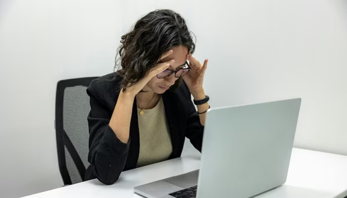 Woman told to quit job for not working on projects she was never given