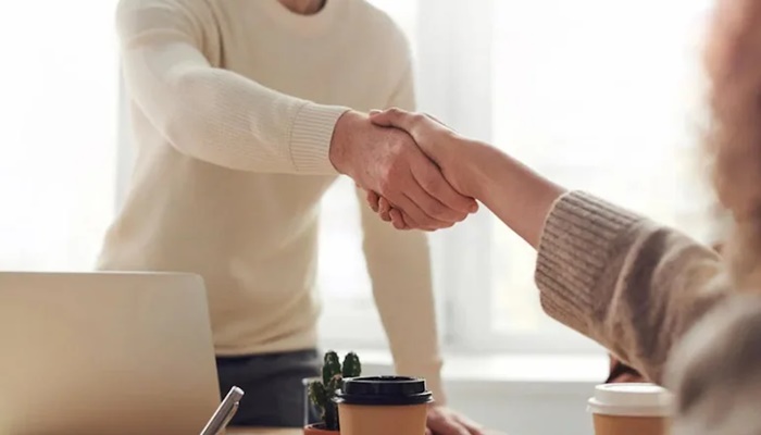 Build A Portfolio Without A Full-Time Job To Attract Opportunities