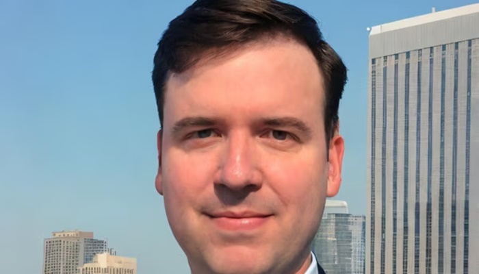 Man quits 6-figure Wall Street job, finds success as ₹86,000/hour online tutor