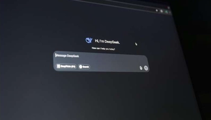 AI shows little impact on worker well-being despite self-reported job satisfaction concerns