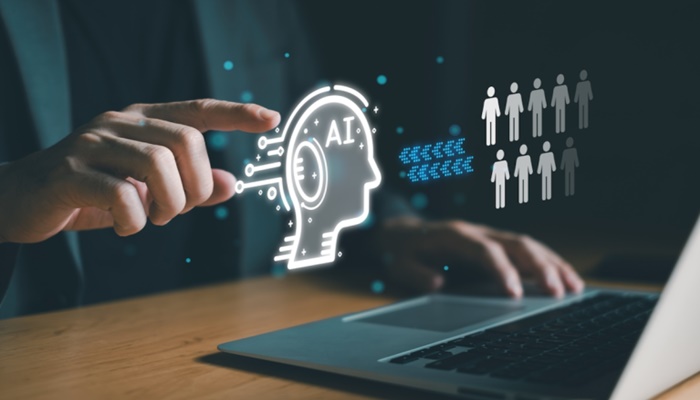 AI Won’t Trigger Employment ‘Bloodbath’ Says LinkedIn Co-Founder