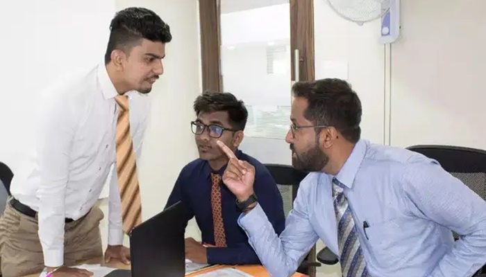 'Think like an owner,' boss tells employee without any pay raise: 'Should have fired him then,' suggest Reddit users