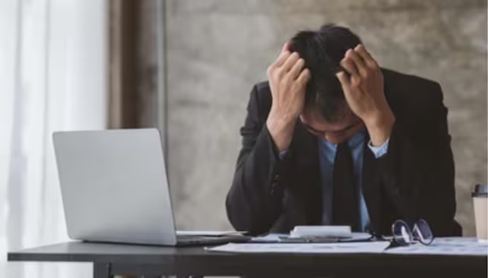 Hyderabad Techie’s How Not To Waste Entire Sick Day Tactic Has No Takers