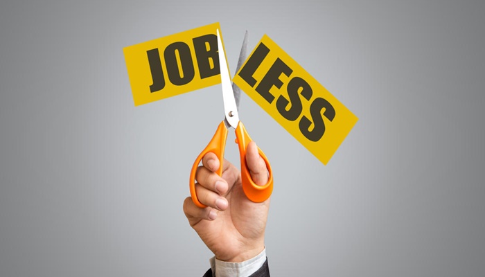 Canada student job crisis explodes as unemployment hits highest level since 2009, triggering fears of looming recession