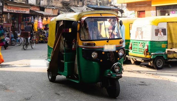 IT firm employee claims no salary hike for 3 years, wants to buy autorickshaw: ‘Drive it before, after working hours’