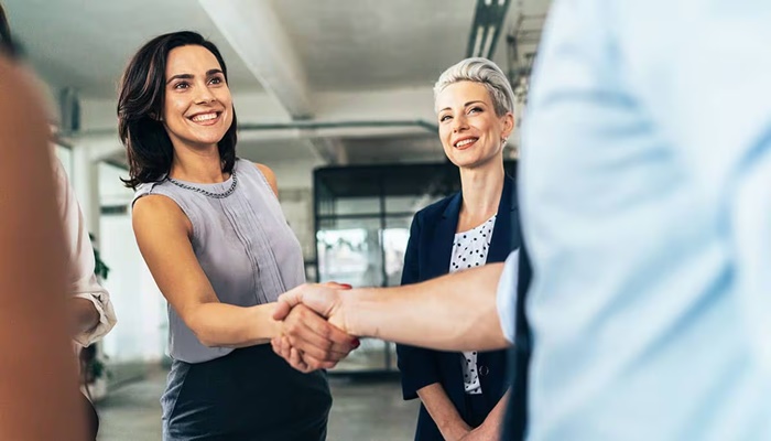 Use these 4 body language tips to ace your job interview, psychologist says: ‘If you fake it, they will know’