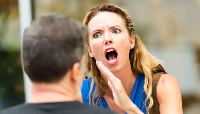 Boss buys Rs 5 lakh artwork from artist who abused her employee. What happens next leaves internet in awe