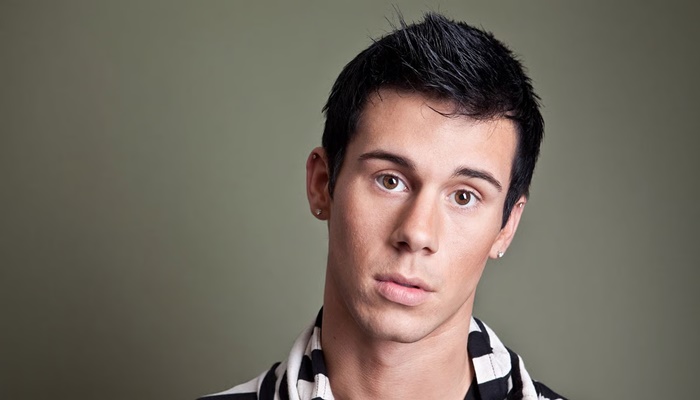 What Is 'Gen Z Stare'? The Latest Workplace Trend With Blank Looks