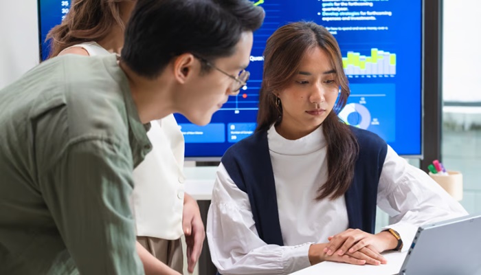 Learn from Gen Zs amid AI era, employers told