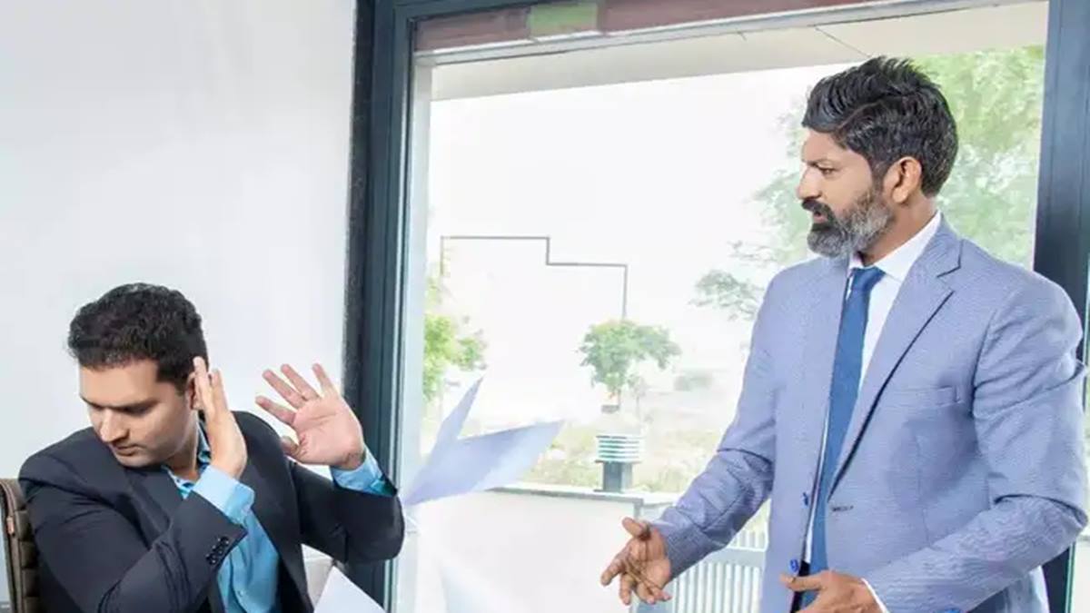 Employee shamed by boss in public, asked to say thank you after humiliation