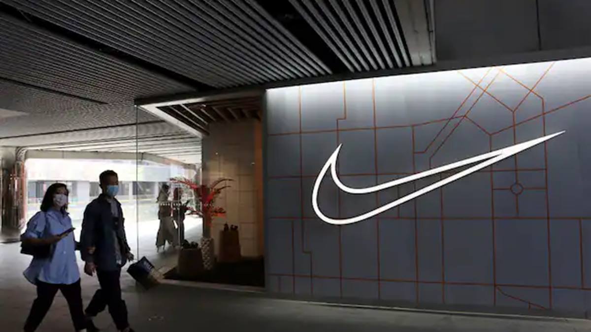 Nike to cut corporate jobs amid turnaround effort