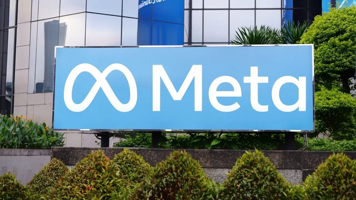 Meta’s AI ambitions hit pause with sudden hiring freeze