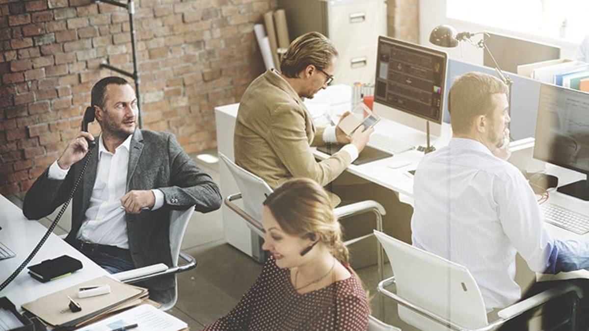 ‘Hushed hybrid’: Even as RTO mandates grow, workers still aren’t fully showing up to the office—a sign managers are too burnt out to enforce policies