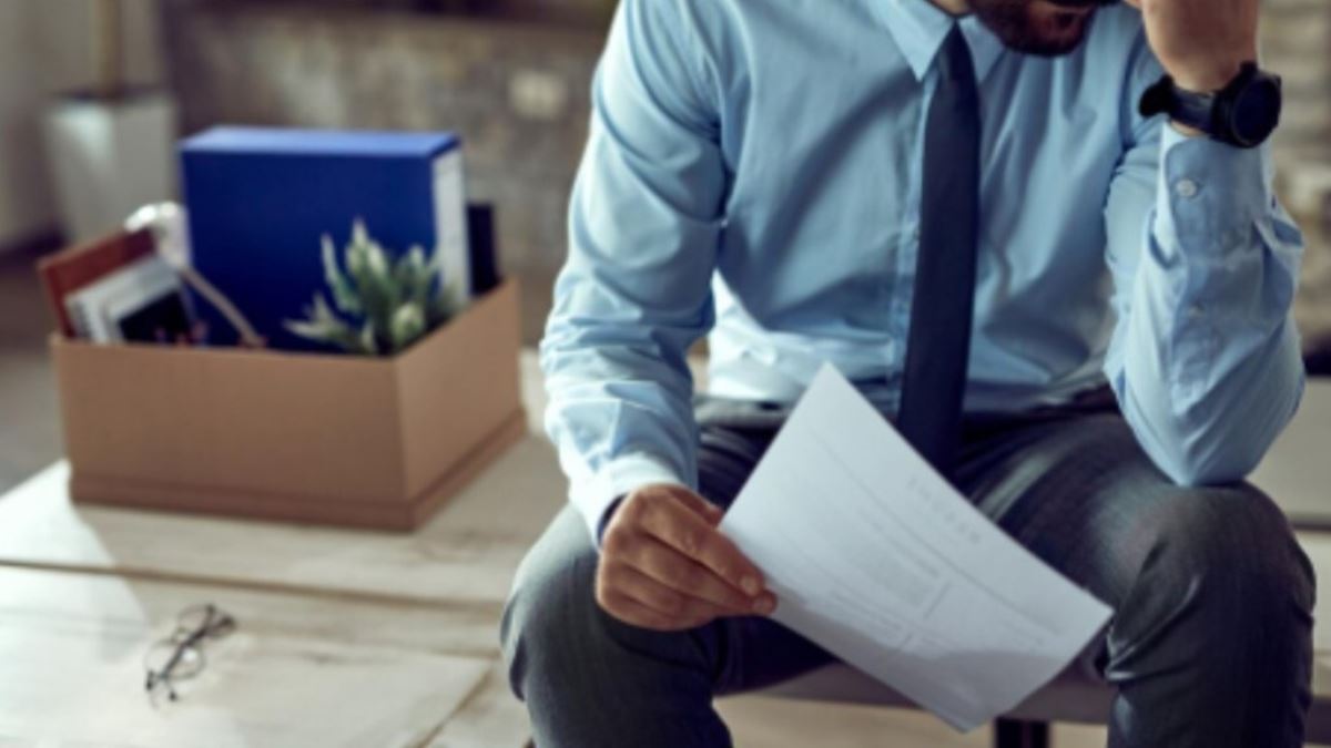 ‘Feel like my world is falling apart’: Tech sales employee shares painful layoff experience