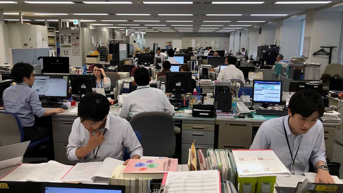 Japan’s Overwork Crisis Deepens as Mental Health-Linked Suicides Hit Record High