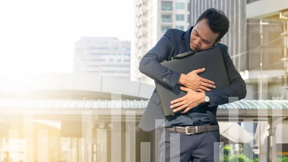 Job hopping was cool, but is job hugging the real win now?