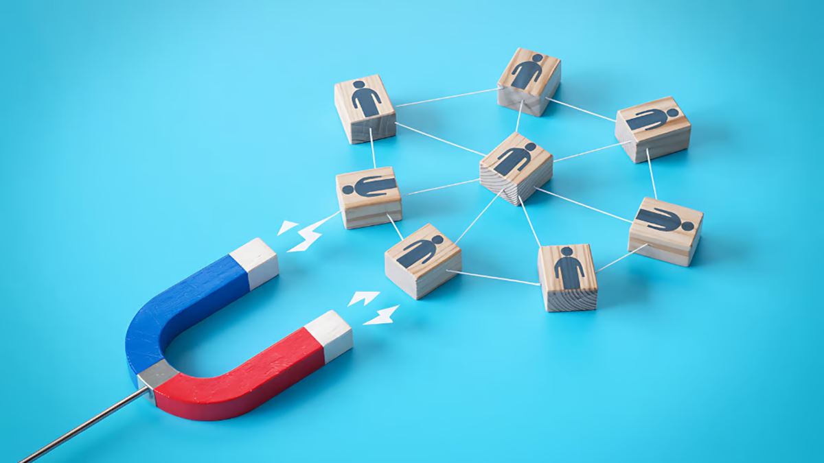 'Job hugging': More employees deciding to stay put