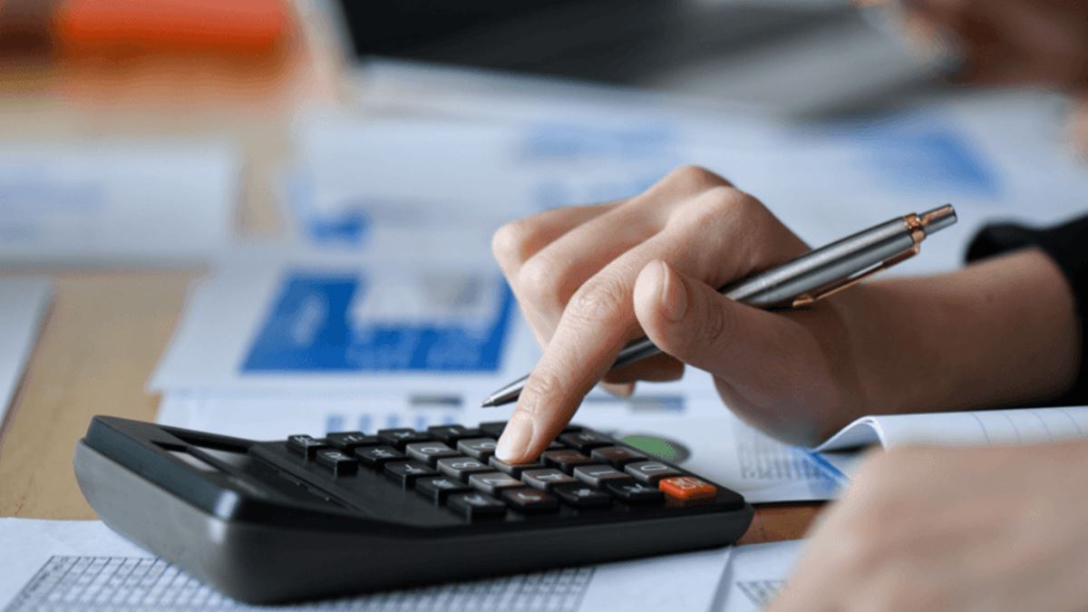 ‘Since last 3 years, hike has been almost negligible’: Man’s budget dilemma sparks online discussion