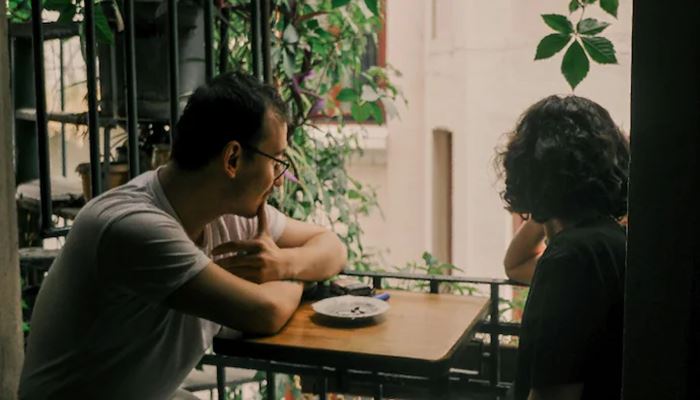 Mumbai man asks Reddit if he should quit Rs 40,000 job to support wife's business