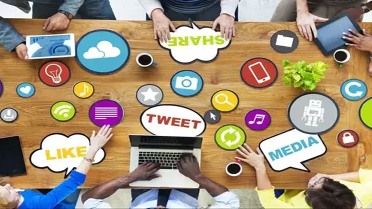 ‘Modern jobs that AI can’t take’: Mumbai CEO wants to hire people who use social media 6 hours a day