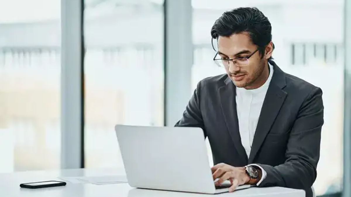 Rs 34 LPA with layoff risks or Rs 25 LPA with chill vibes? Techie caught between two job offers