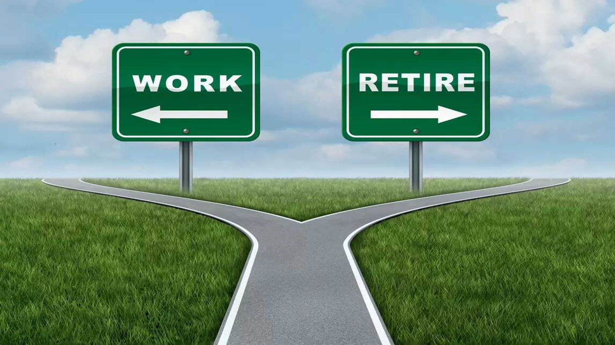 Early retirement: Here’s how 3 people achieved financial freedom, quit rat race to pursue their dream jobs in second innings