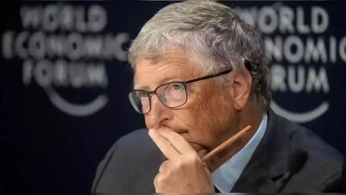 AI to replace jobs, but you'll get ‘longer' vacations: Bill Gates