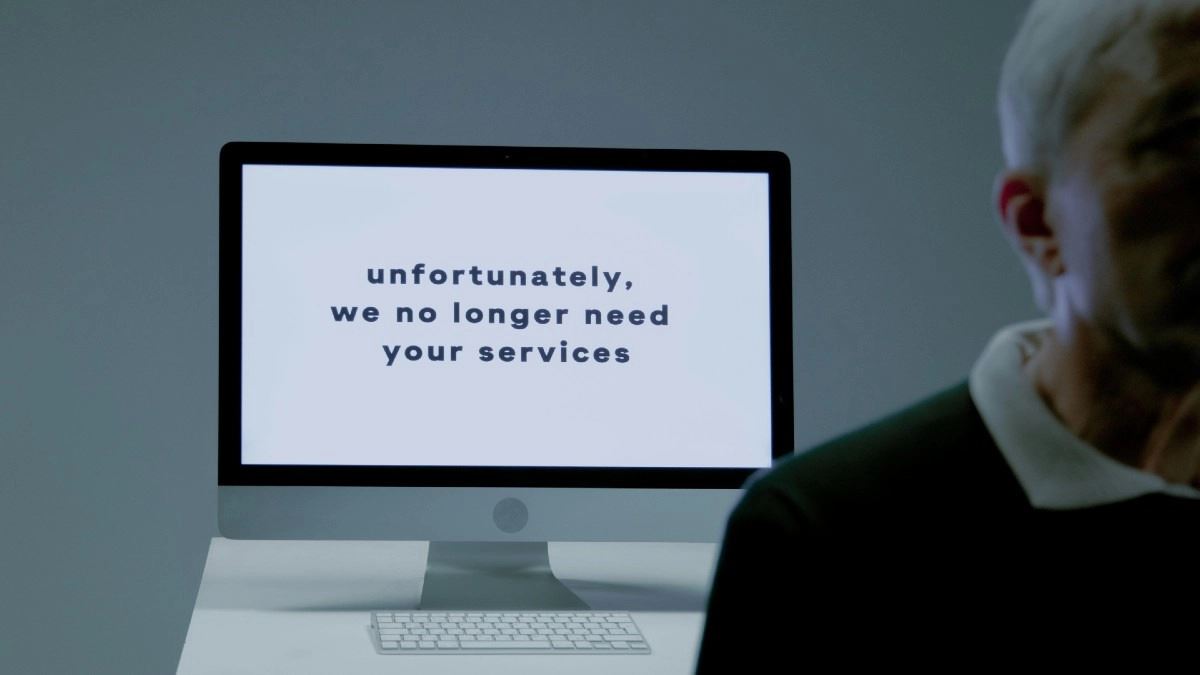 Former Microsoft Employee's Reddit Post Exposes Pain of Sudden Layoff After Division Sold to Cognizant