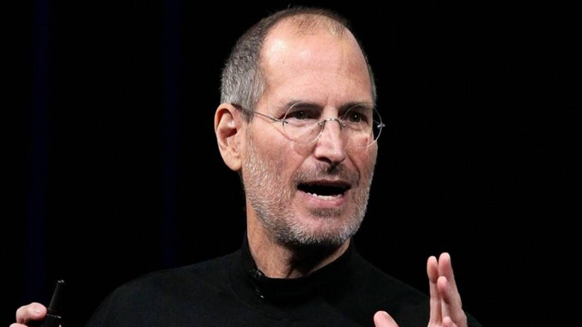 Steve Jobs adopted a no ‘bozos’ policy and said the best managers are those who never wanted the job—here are his 3 best management tips