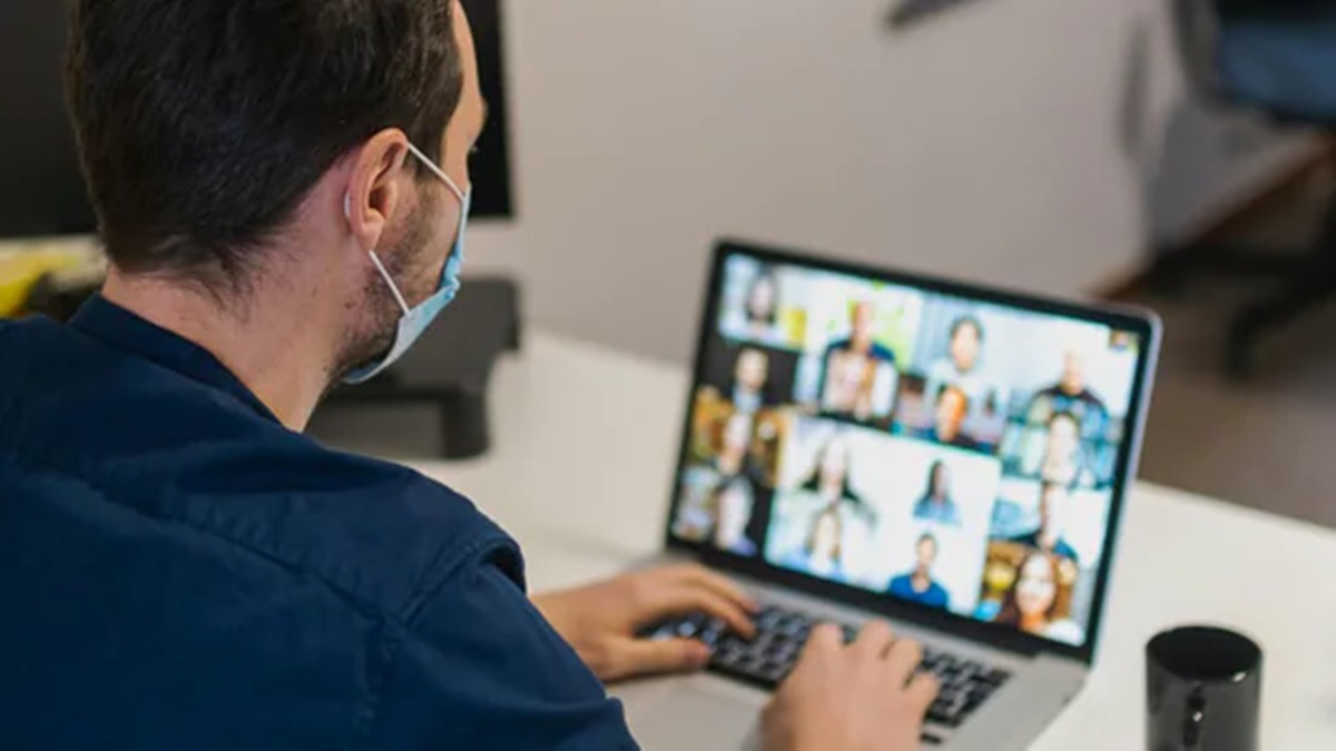 Indian employee vents about 5 am client meeting, sleepless grind of global corporate jobs