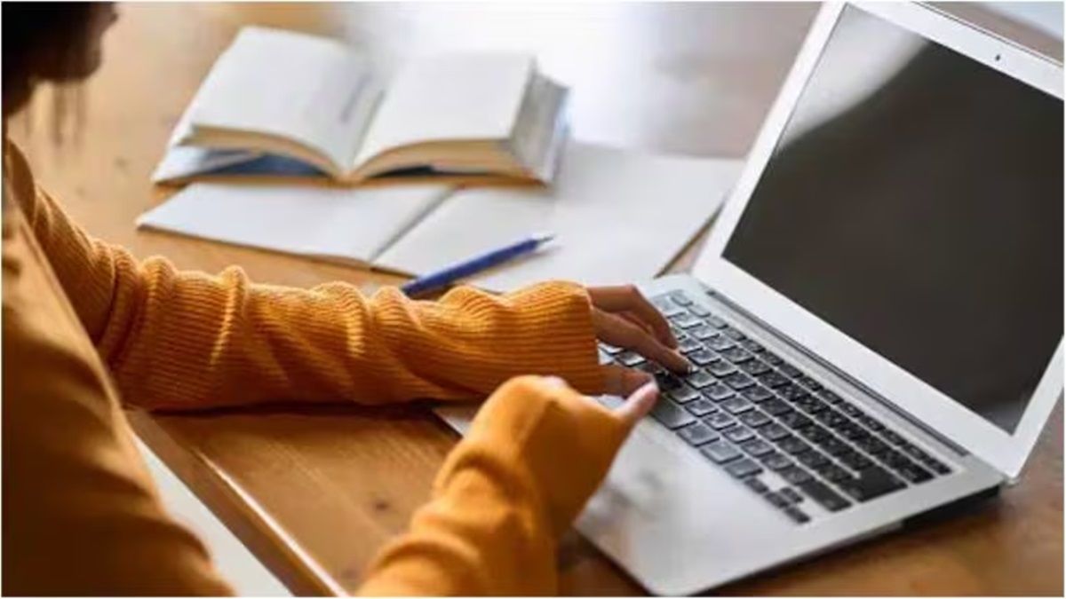 CEO accidentally reveals large layoff plan with all employees in viral email leak