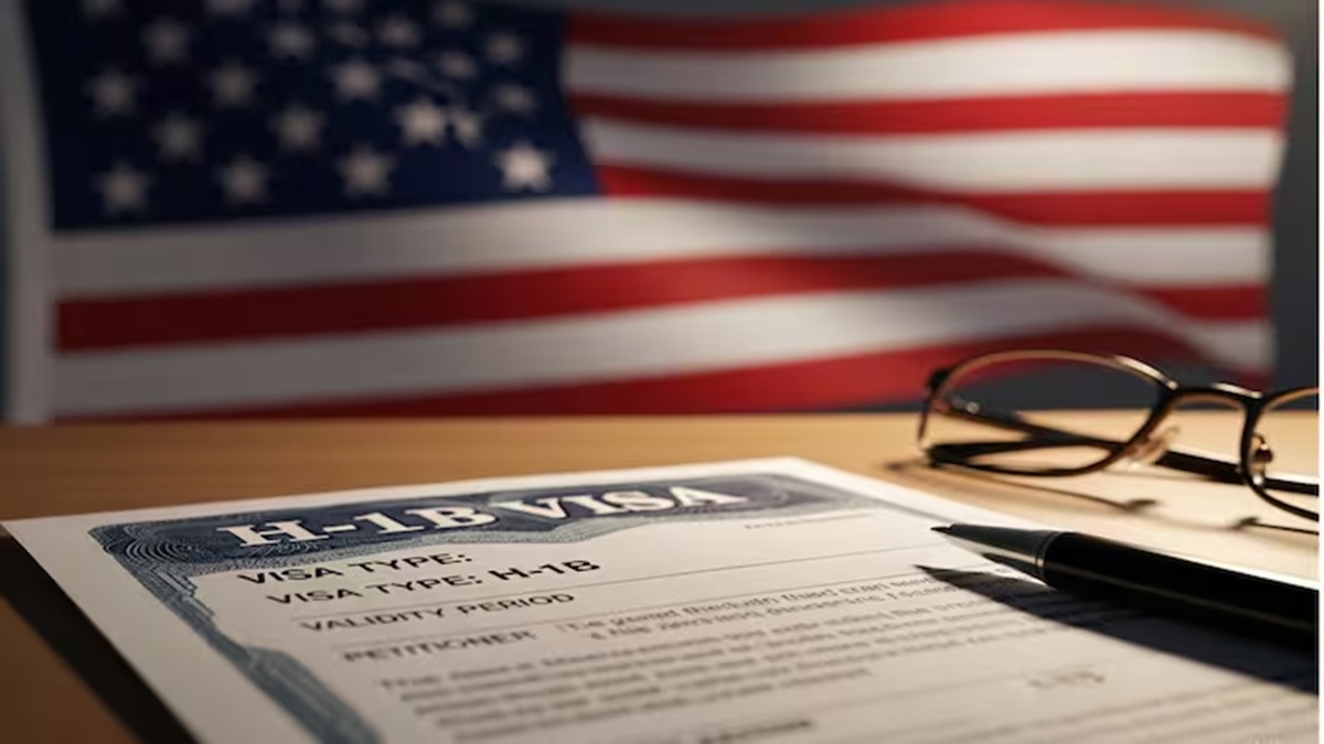 2.8 Lakh Indian jobs on the line as Trump slaps $100k H-1B fee