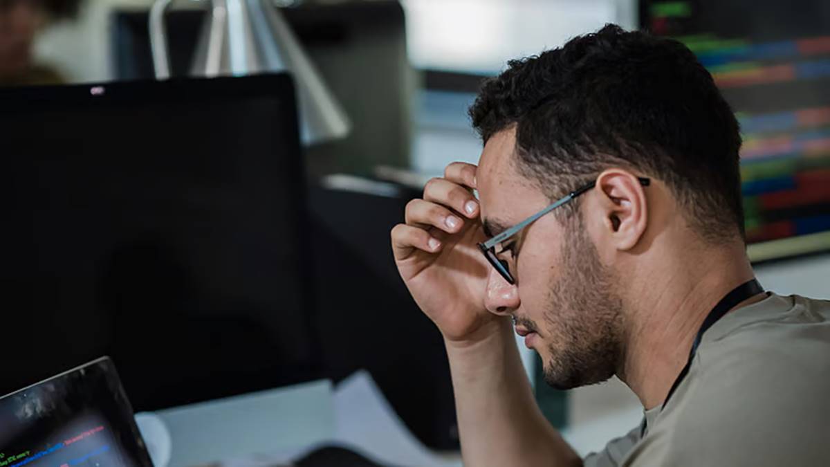 Here’s what freshers, young professionals can do to gain an edge while job hunting