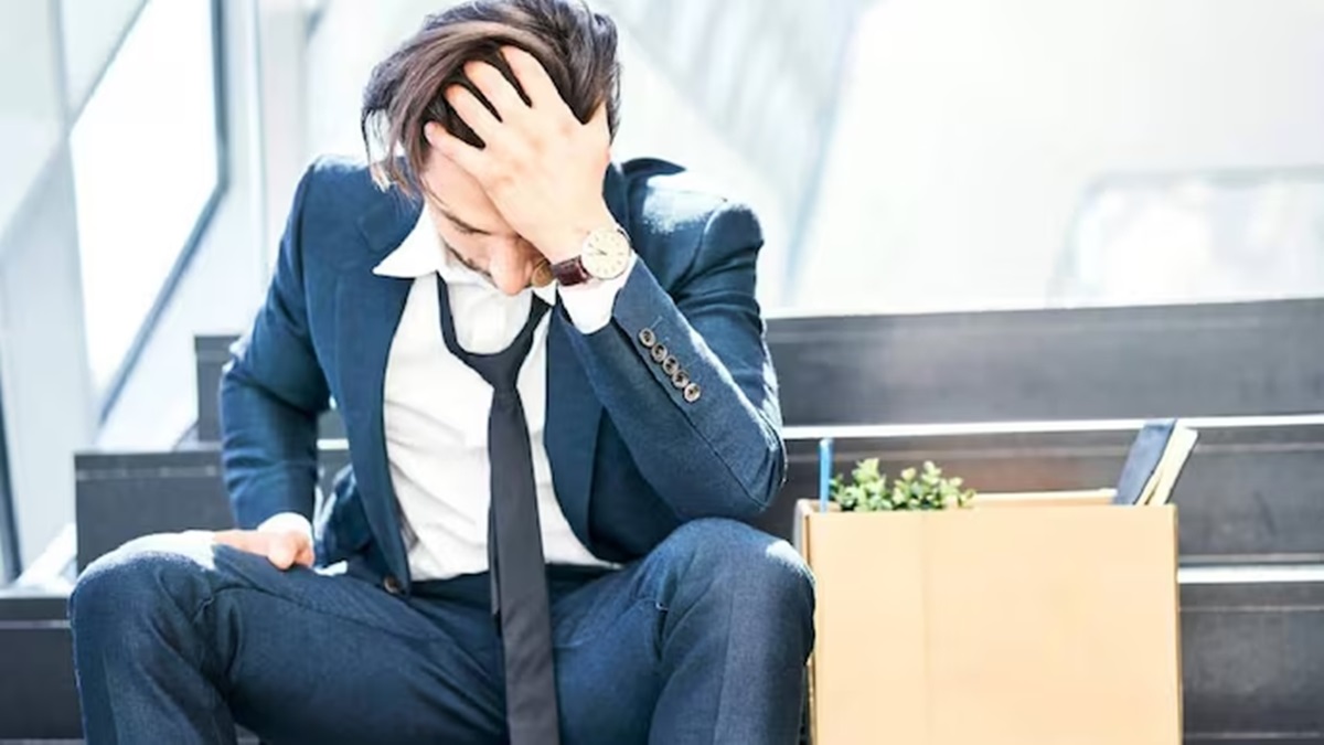 22,000 layoffs hit tech giants: What key lessons should professionals learn?