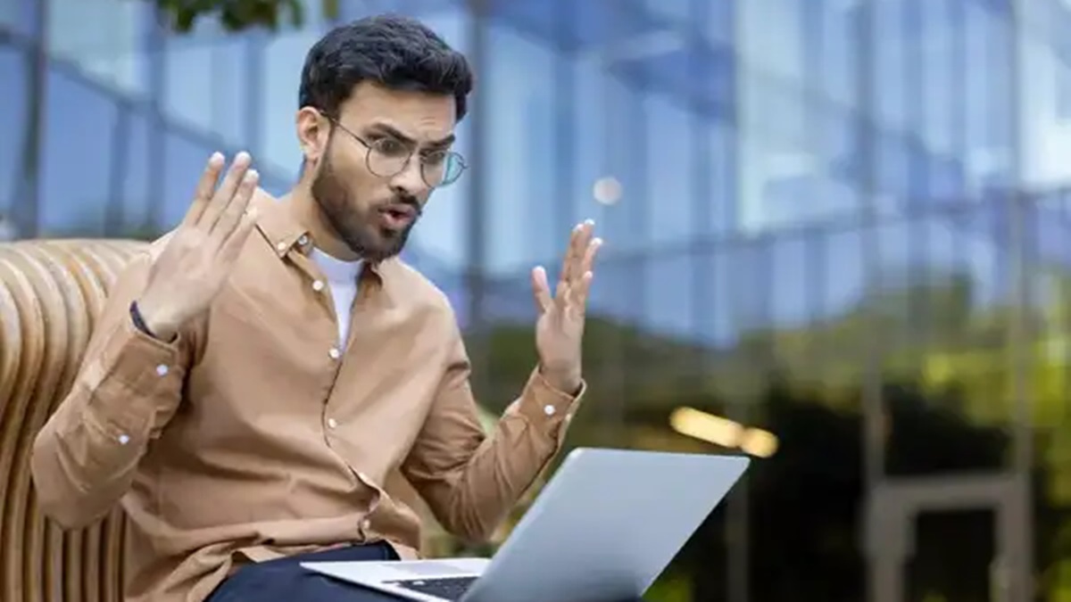 Frustrated employee keeps resignation letter ready, lists reason why he is not interested even for 1-minute negotiations