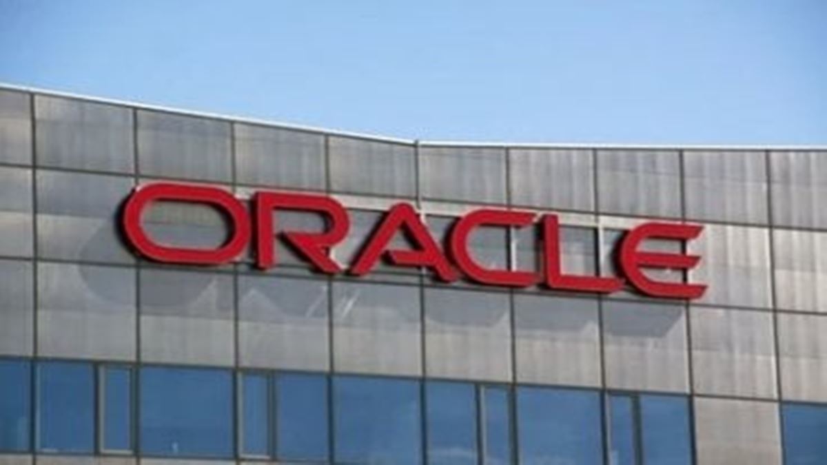 Oracle Slashes 3,000+ Jobs Globally In AI Pivot