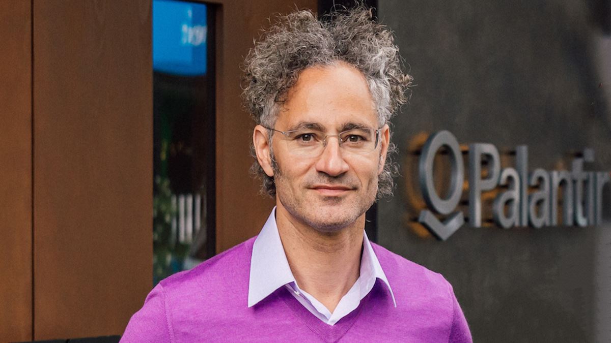 Palantir CEO Alex Karp says U.S. labor workers won’t lose their jobs to AI—‘it’s not true’
