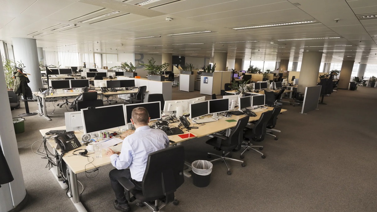 Silicon Valley startup CEO challenges US' H-1B visa fees hike, says $100,000 fees will favor…