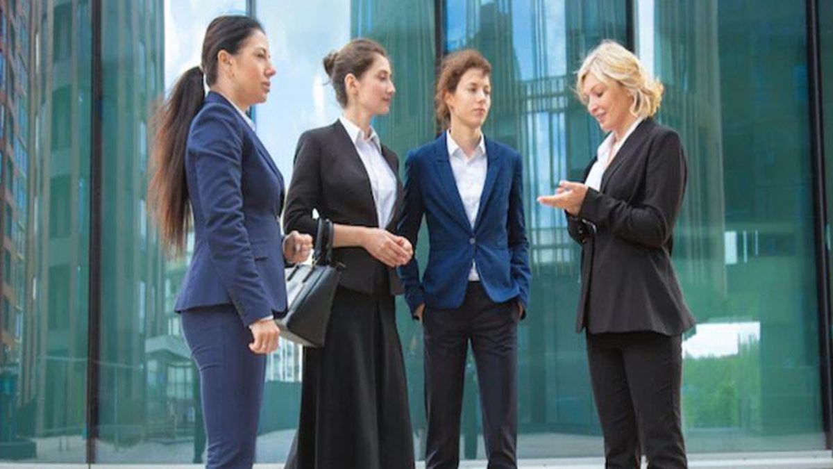 Employees' Response to New Office 'Dress Code' Cheered: 'HR Was Not Happy'