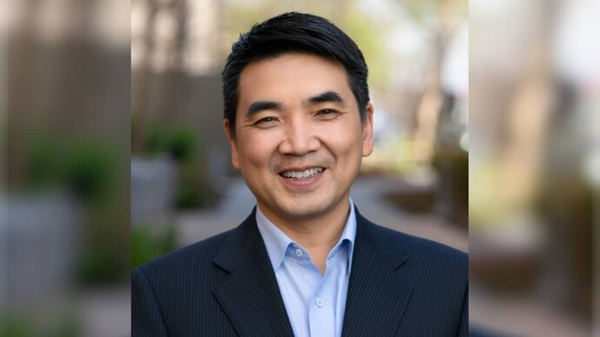 Zoom CEO says AI could cut workweek to 3 or 4 days but warns some jobs may disappear